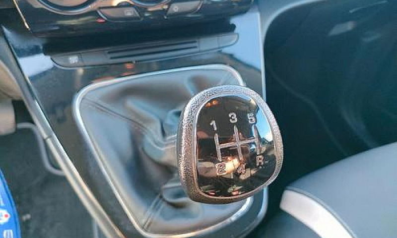 Lancia Ypsilon 1.3 M...