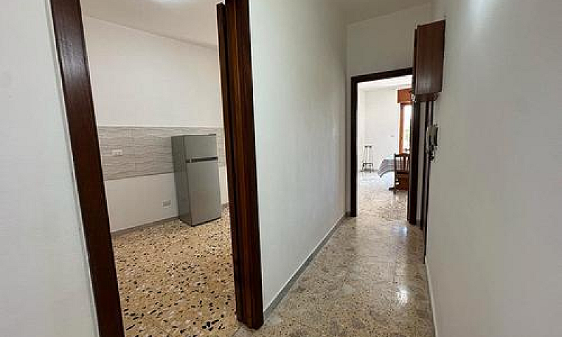 3 Locali Via Firenze...