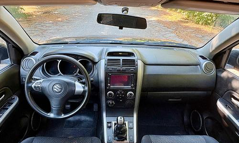 Suzuki Grand Vitara ...