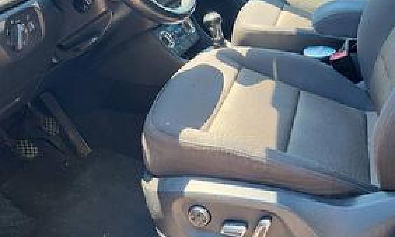 Audi Q3 ...