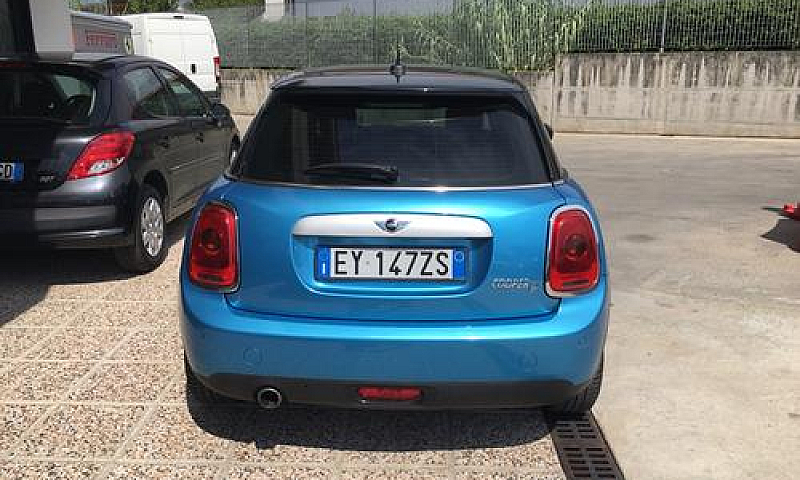 Mini 1.5 Cooper D 5 ...