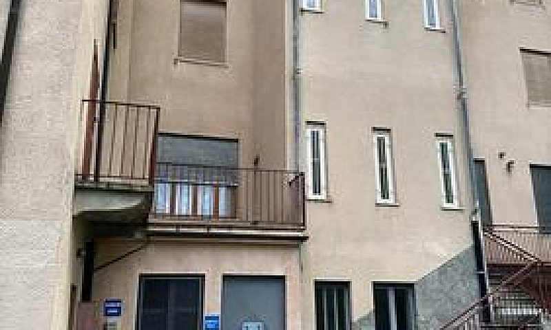Palazzo / Stabile Di...