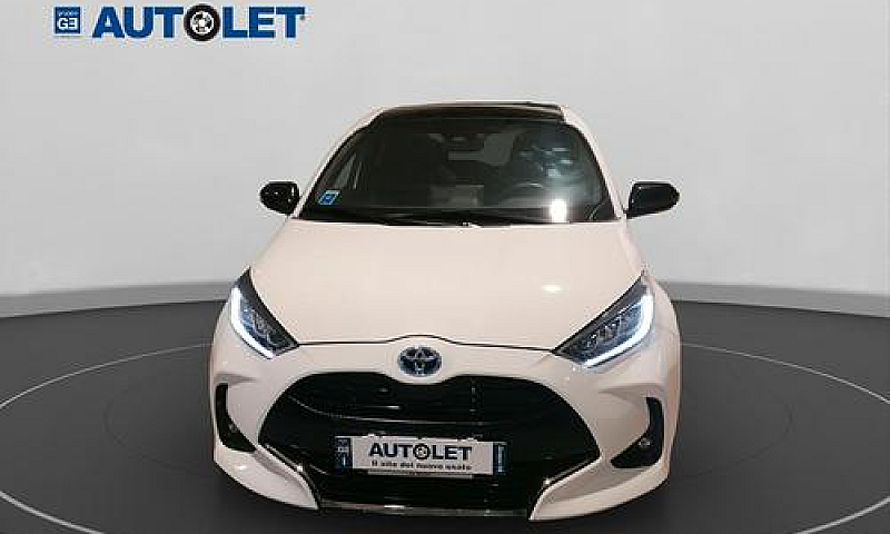 Toyota Yaris 1.5 Hyb...