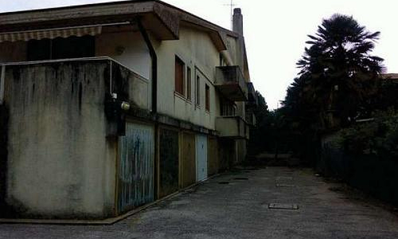 Appartamento A Trevi...