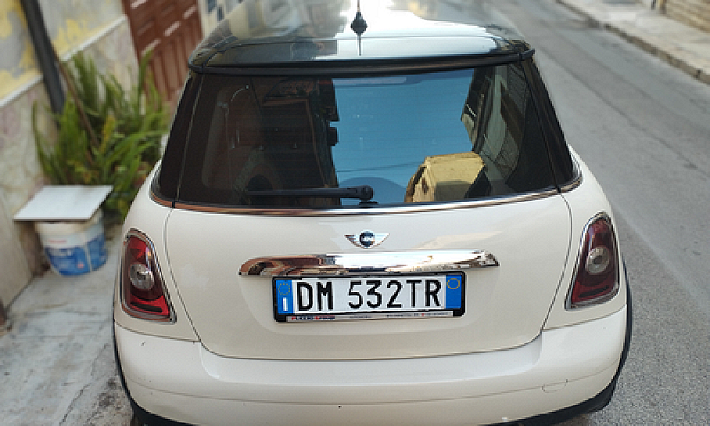 Mini Cooper...