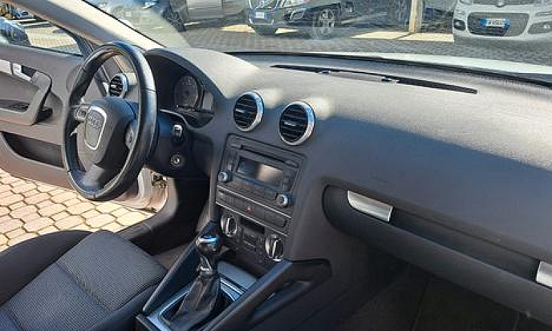 Audi A3 Sportback 1....