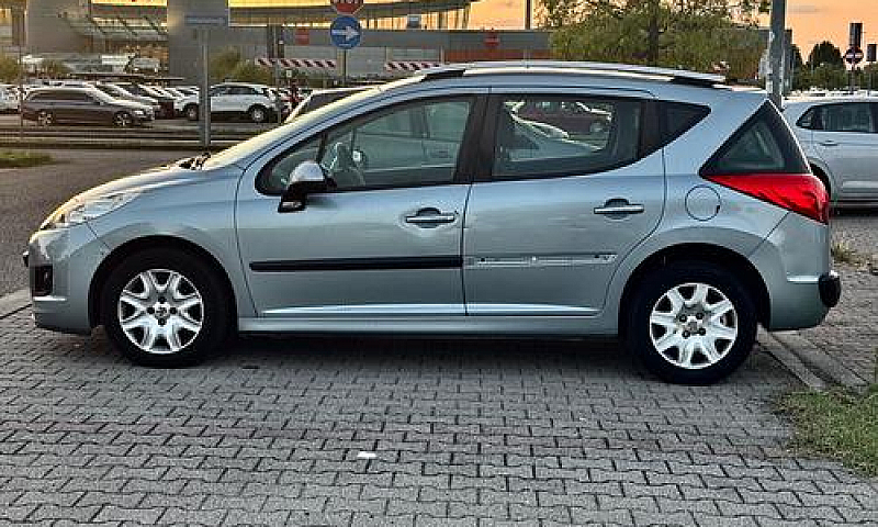 Peugeot 207 1.4 Vti ...