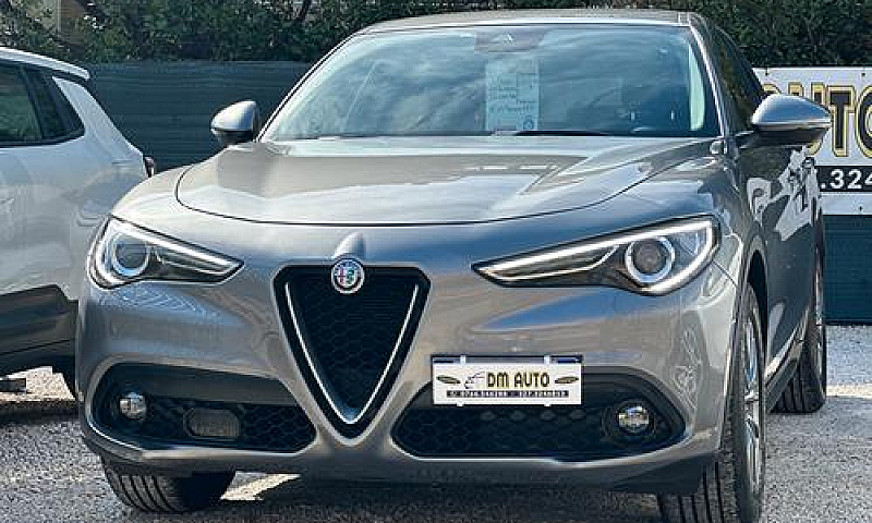 Alfa Romeo Stelvio 2...