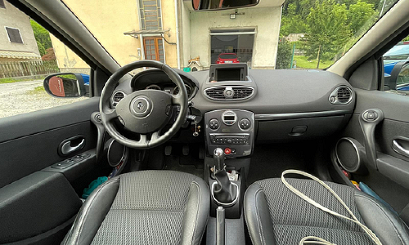 Renault Clio Luxe 20...