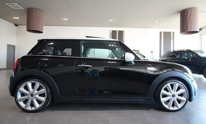 Mini Cooper S...