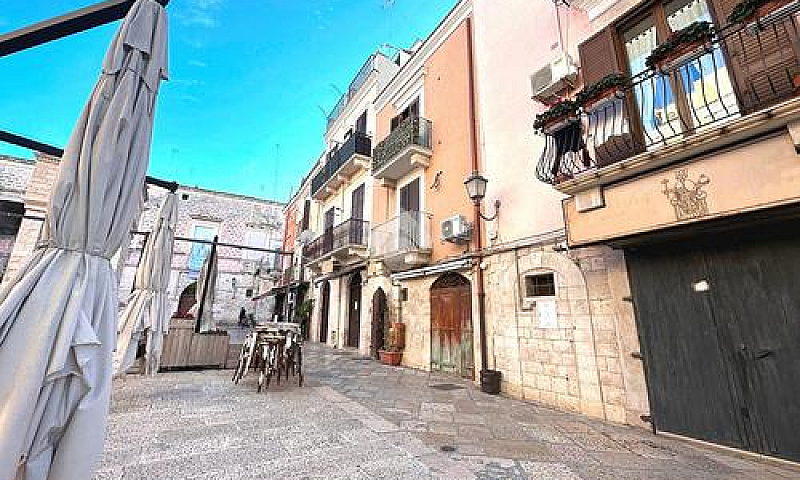 3 Locali A Barletta...