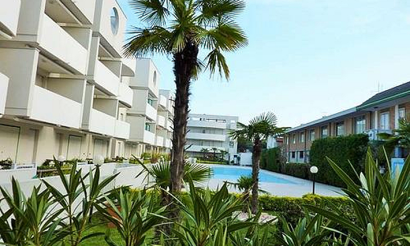 Rif 9004 Residence C...