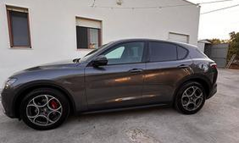 Alfa Romeo Stelvio...