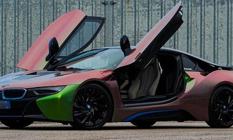 Bmw I8 Coupè...