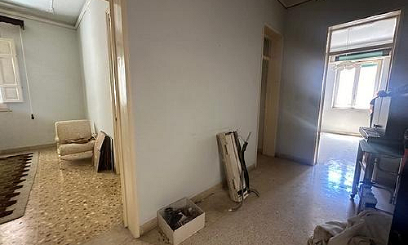 Appartamento Via Nau...