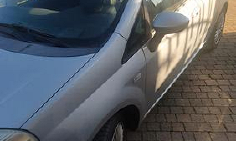 Fiat Grande Punto - ...