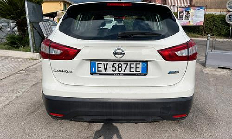 Nissan Qashqai 1.5 D...