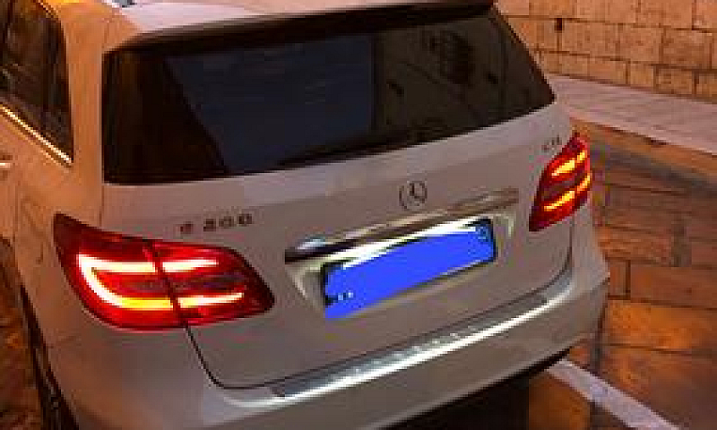 Mercedes B200 Premiu...