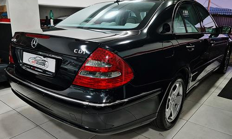 Mercedes-Benz E 270 ...