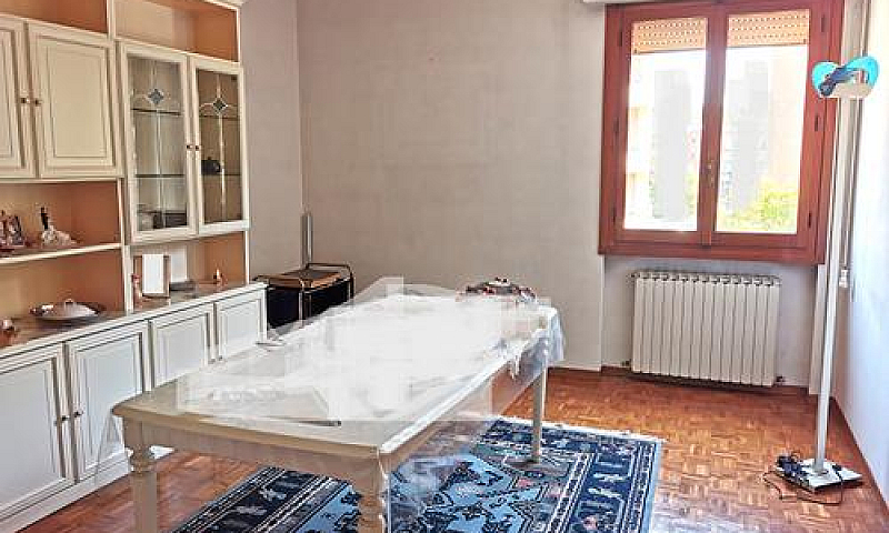Borgo San Lorenzo 5 ...