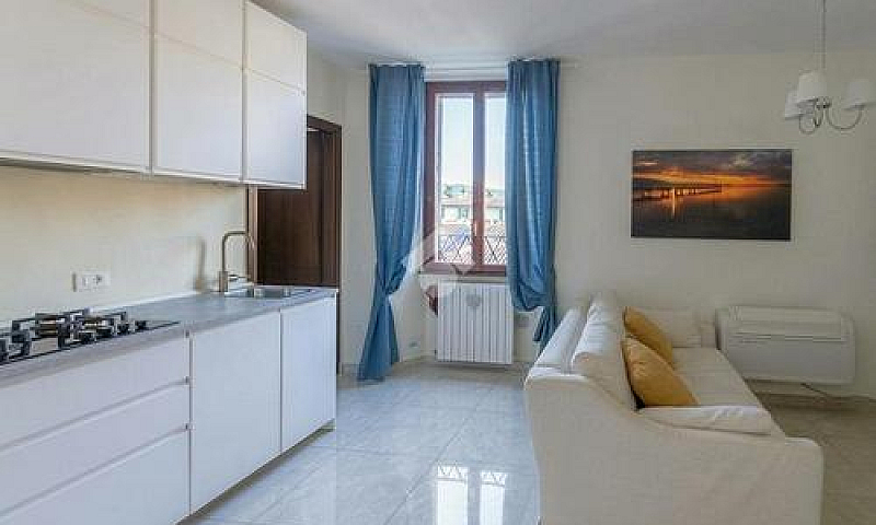 2 Locali A San Felic...