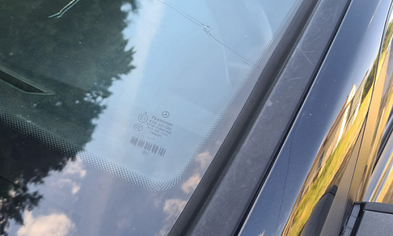 Mercedes B180...