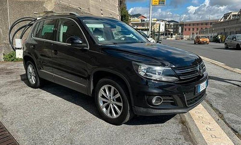 Volkswagen Tiguan...