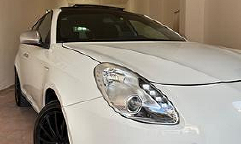 Alfa Romeo Giulietta...