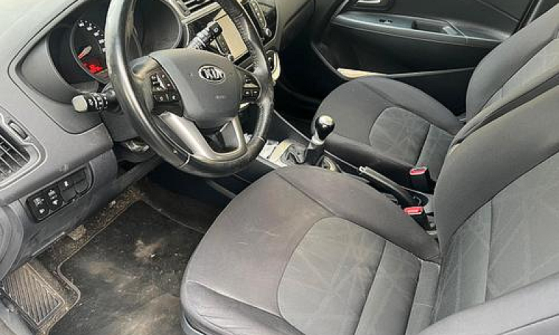 Kia Rio 3ª Serie - 2...