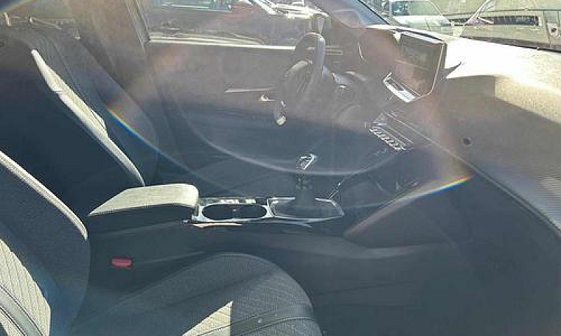 Peugeot 208 Allure P...