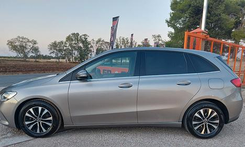Mercedes B 180 D Aut...