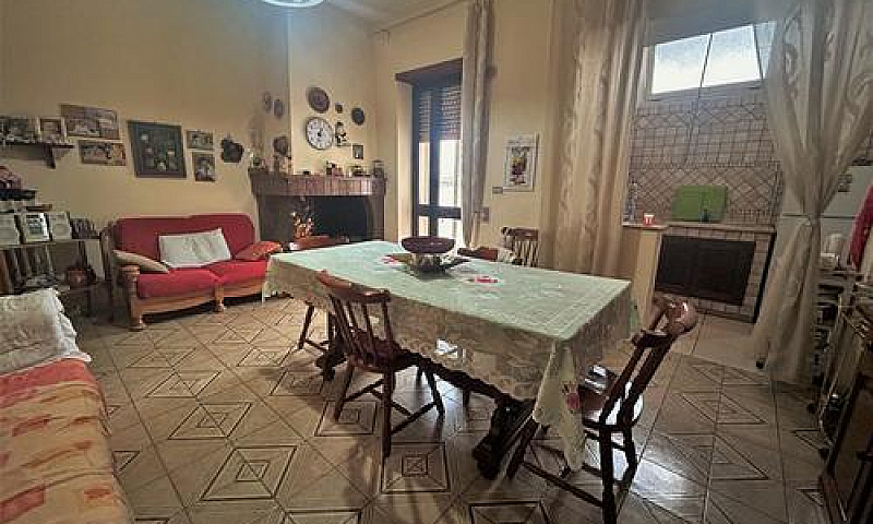 Casa Indipendente Co...