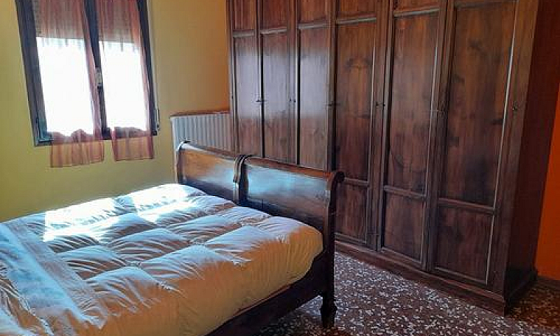 Ultimo Piano Molto L...