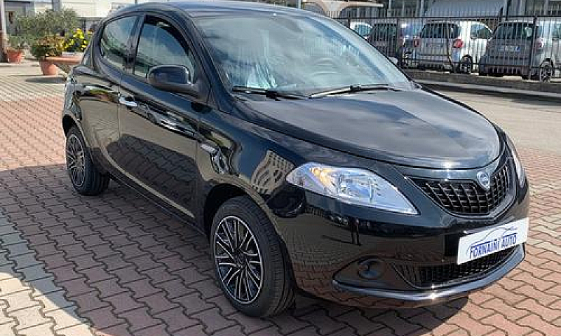 Lancia Ypsilon 1.0 F...