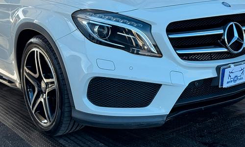 Mercedes-Benz Gla 20...