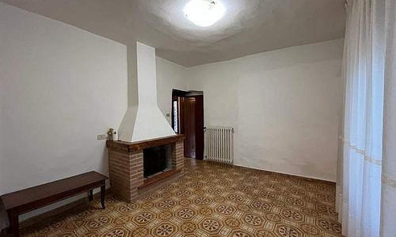 Villa Libera Su 3 La...