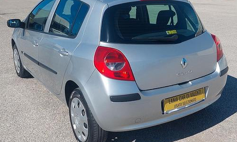 Renault Clio 1.2 -Pa...