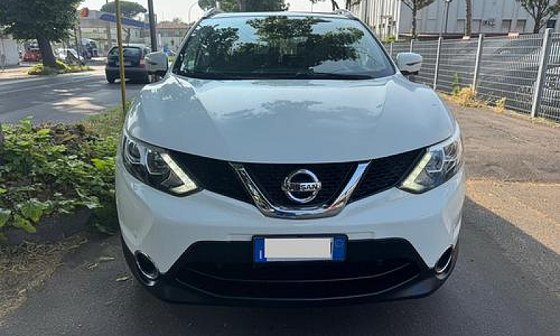 Nissan Qashqai 1.5 D...