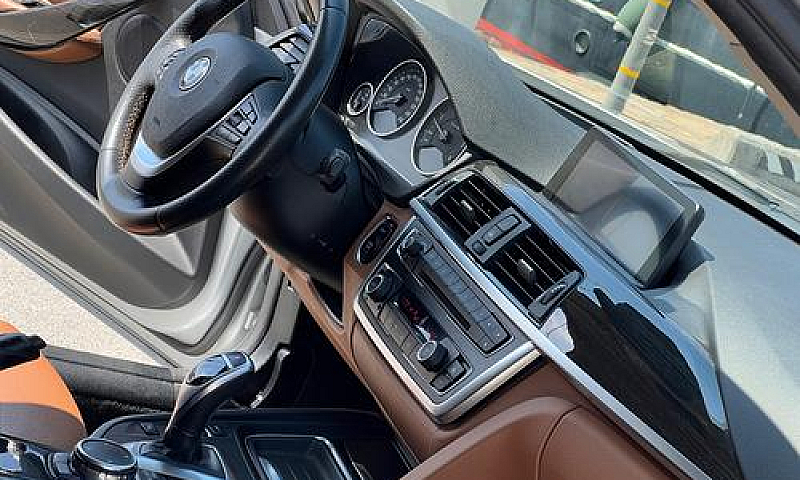 Bmw 330D Xdrive Tour...
