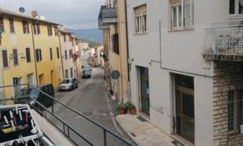 Bilocale 45000...