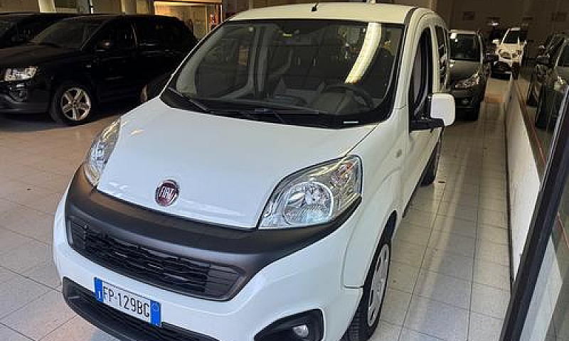 Fiat Qubo 1.3 Mjt 80...