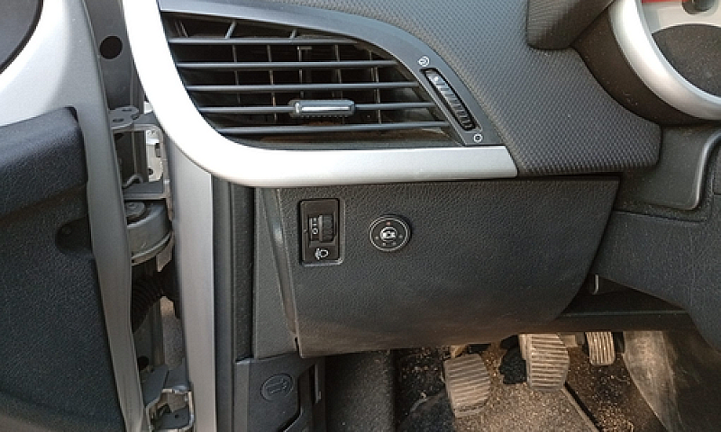 Peugeot 207 Gpl Per ...