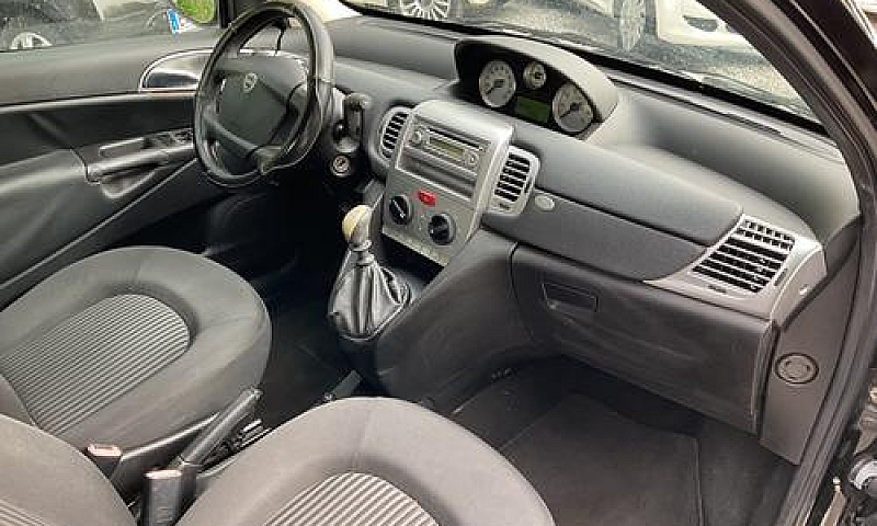 Lancia Ypsilon 1.2 A...