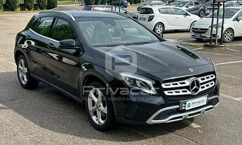 Mercedes Gla 200 D A...