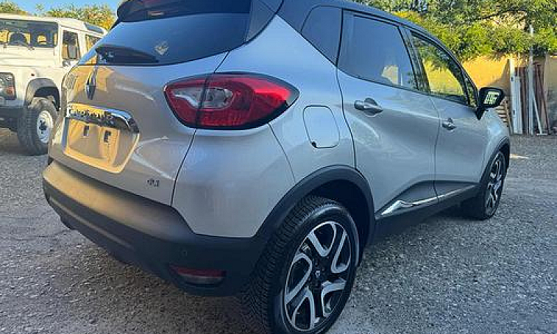 Renault Captur Aiuto...
