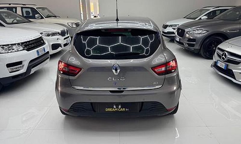 Renault Clio 1.5 Dci...