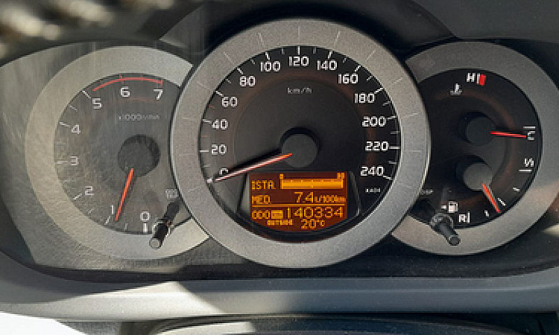 Rav4 4X4...