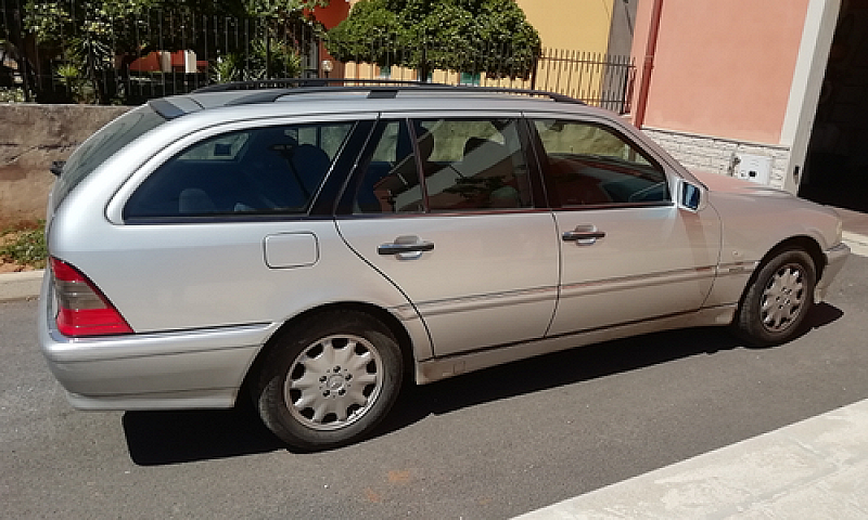 Vendo Mercedes...