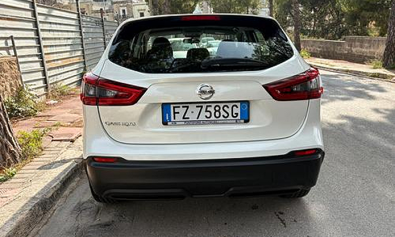 Nissan Qashqai 1.5 D...