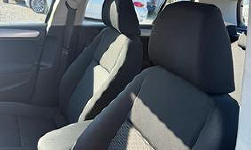 Volkswagen Golf 2.0 ...